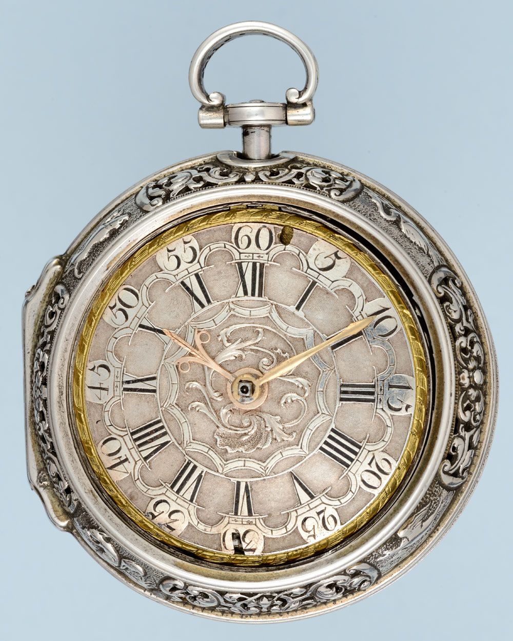Старые русские часы. Карманные часы 17 века. Карманные часы 16 века. Механические часы старинные. Карманные часы 18 век.
